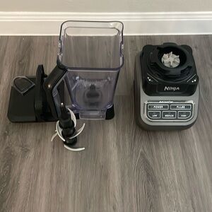 Ninja Blender BL610